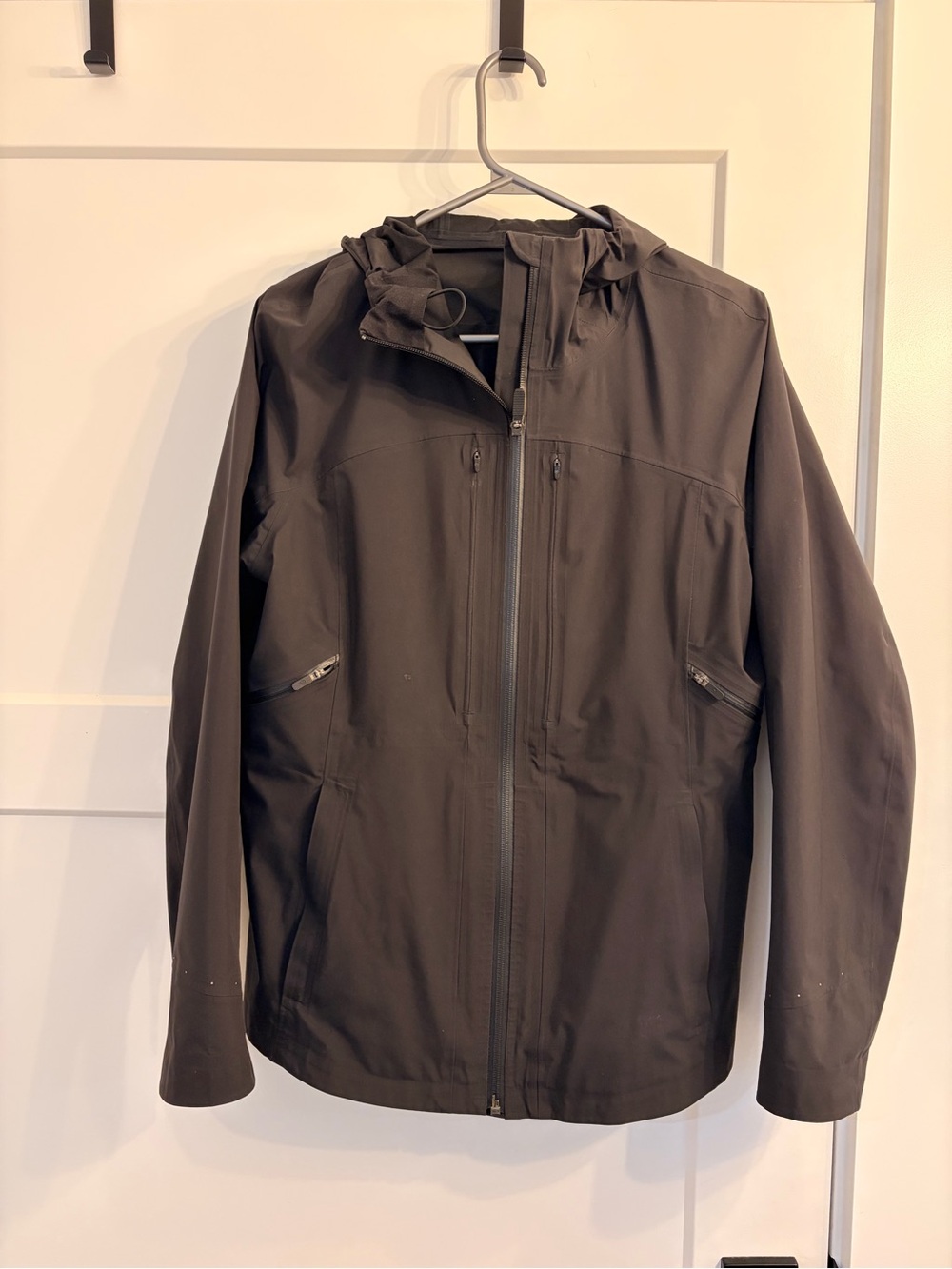 Women’s Lululemon running jacket size 10